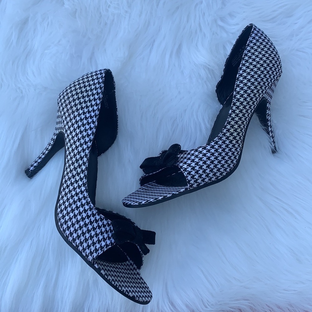 Vintage hounds tooth peep toe heels rampage office siren
